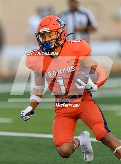 Thumbnail 1 in Clark vs Brandeis photogallery.