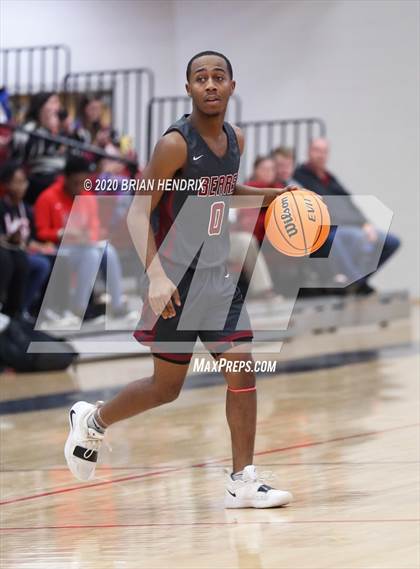 Thumbnail 1 in Bunker Hill vs. Newton-Conover (Dick's Sporting Goods Classic) photogallery.
