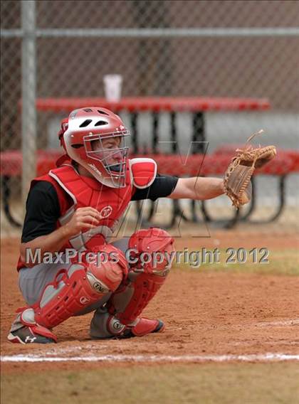 Thumbnail 1 in Lincoln County vs. Bishop's (Spring Slam Tournament) photogallery.