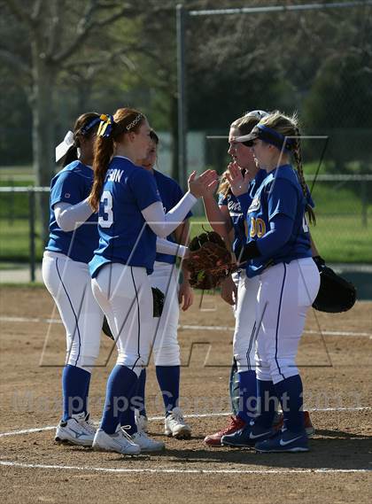 Thumbnail 3 in Benicia vs Antelope (Victory Pre-Season T.O.C.) photogallery.