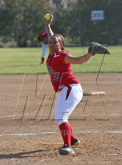 Thumbnail 2 in Benicia vs Antelope (Victory Pre-Season T.O.C.) photogallery.