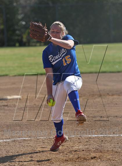 Thumbnail 3 in Benicia vs Antelope (Victory Pre-Season T.O.C.) photogallery.