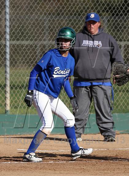 Thumbnail 3 in Benicia vs Antelope (Victory Pre-Season T.O.C.) photogallery.
