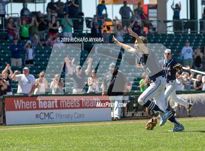 Thumbnail 2 in Hopkinton vs. White Mountains (NHIAA D3 Final) photogallery.