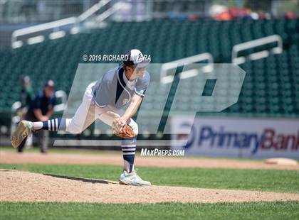 Thumbnail 3 in Hopkinton vs. White Mountains (NHIAA D3 Final) photogallery.