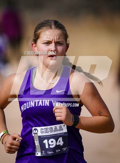 Thumbnail 1 in CHSAA 4A Cross Country Final photogallery.
