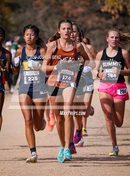 Thumbnail 1 in CHSAA 4A Cross Country Final photogallery.