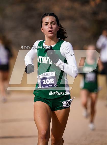 Thumbnail 1 in CHSAA 4A Cross Country Final photogallery.