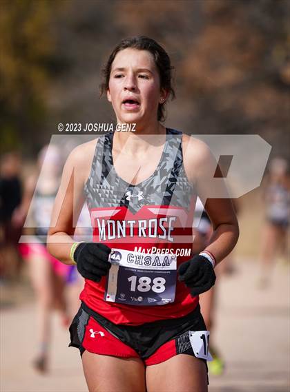 Thumbnail 1 in CHSAA 4A Cross Country Final photogallery.