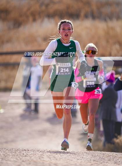 Thumbnail 2 in CHSAA 4A Cross Country Final photogallery.