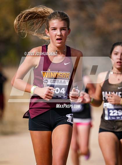 Thumbnail 2 in CHSAA 4A Cross Country Final photogallery.
