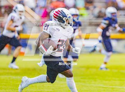 Thumbnail 2 in Hardin-Jefferson @ Kelly Catholic photogallery.