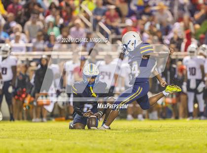 Thumbnail 1 in Hardin-Jefferson @ Kelly Catholic photogallery.