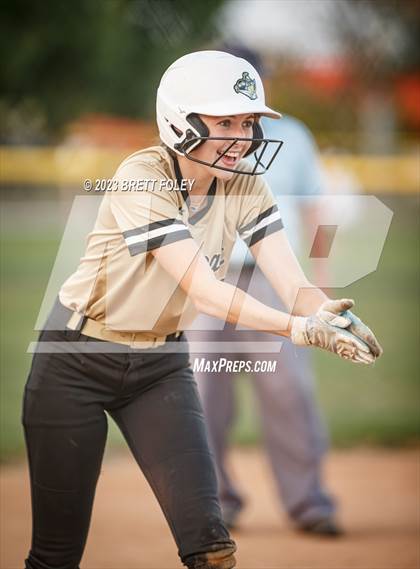 Thumbnail 1 in Lincoln Southeast vs Lincoln East photogallery.