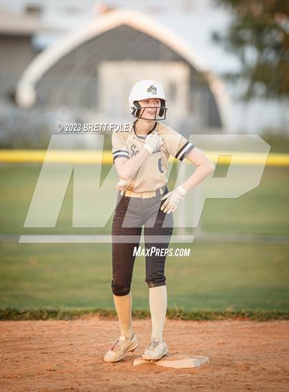 Thumbnail 3 in Lincoln Southeast vs Lincoln East photogallery.