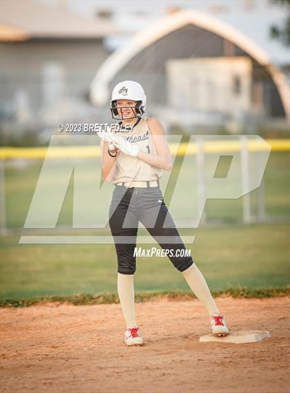 Thumbnail 2 in Lincoln Southeast vs Lincoln East photogallery.