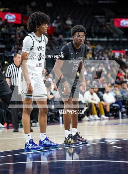 Thumbnail 2 in Sierra Canyon vs. Notre Dame (SO) (Trinity Mission League Showcase) photogallery.