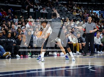 Thumbnail 2 in Sierra Canyon vs. Notre Dame (SO) (Trinity Mission League Showcase) photogallery.
