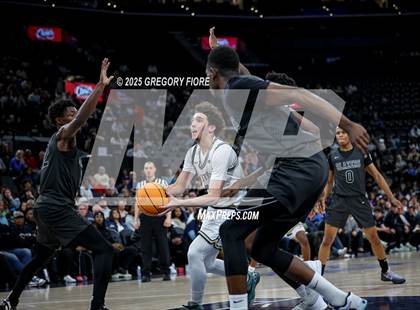 Thumbnail 1 in Sierra Canyon vs. Notre Dame (SO) (Trinity Mission League Showcase) photogallery.