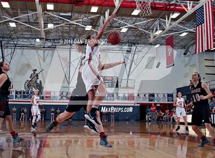 Thumbnail 3 in Cherokee vs Jefferson County (R1AAA Quarter Final) photogallery.