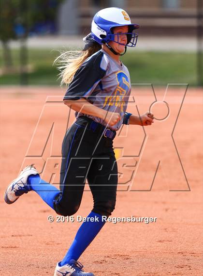 Thumbnail 2 in Rock Canyon vs Stillwater (Erie Festival of Champions) photogallery.
