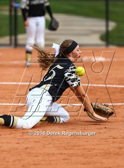 Thumbnail 3 in Rock Canyon vs Stillwater (Erie Festival of Champions) photogallery.
