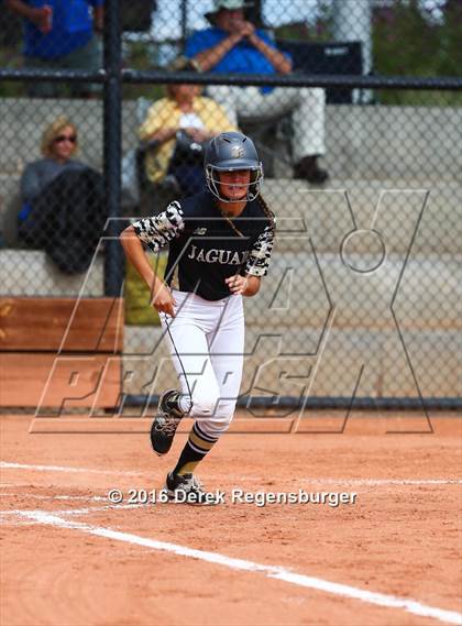 Thumbnail 3 in Rock Canyon vs Stillwater (Erie Festival of Champions) photogallery.