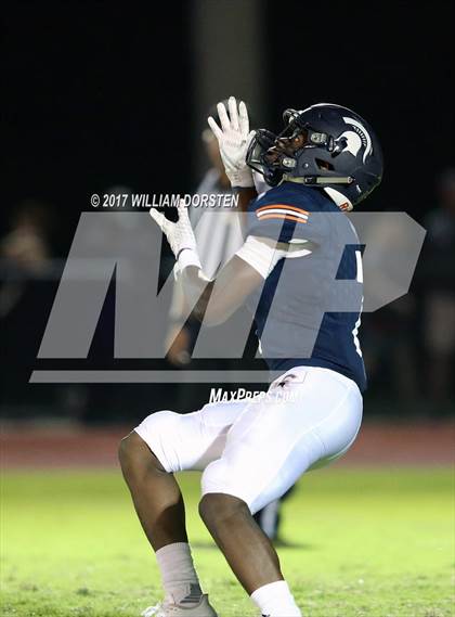Thumbnail 2 in Summit vs Independence photogallery.