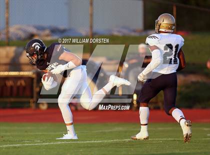 Thumbnail 3 in Summit vs Independence photogallery.