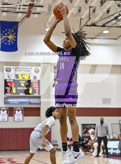 Thumbnail 3 in Ben Davis @ Lawrence Central  photogallery.