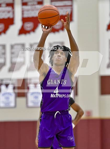 Thumbnail 2 in Ben Davis @ Lawrence Central  photogallery.