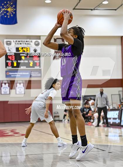 Thumbnail 2 in Ben Davis @ Lawrence Central  photogallery.