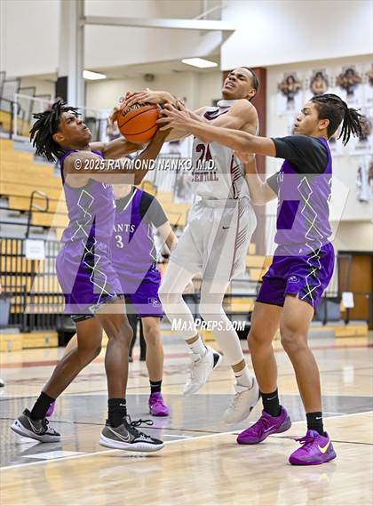 Thumbnail 2 in Ben Davis @ Lawrence Central  photogallery.