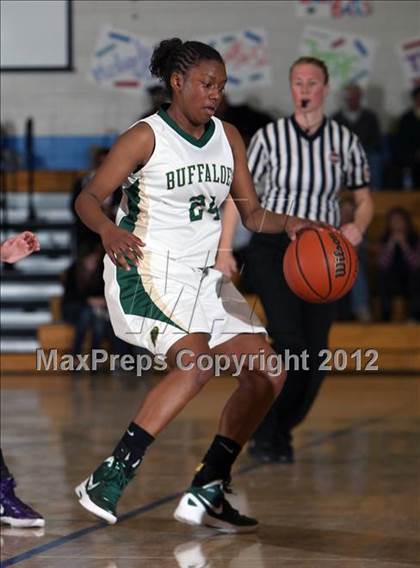 Thumbnail 3 in Bishop Machebeuf vs. Holy Family (CHSAA 3A District Playoff) photogallery.