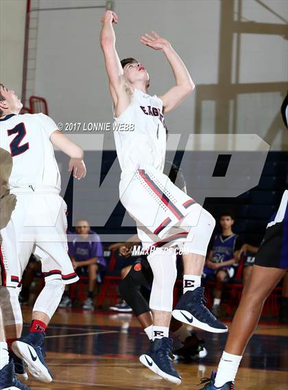 Thumbnail 3 in Lincoln @ Eastchester photogallery.