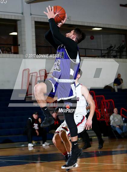 Thumbnail 2 in Lincoln @ Eastchester photogallery.