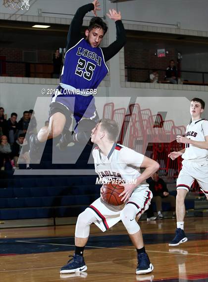 Thumbnail 3 in Lincoln @ Eastchester photogallery.