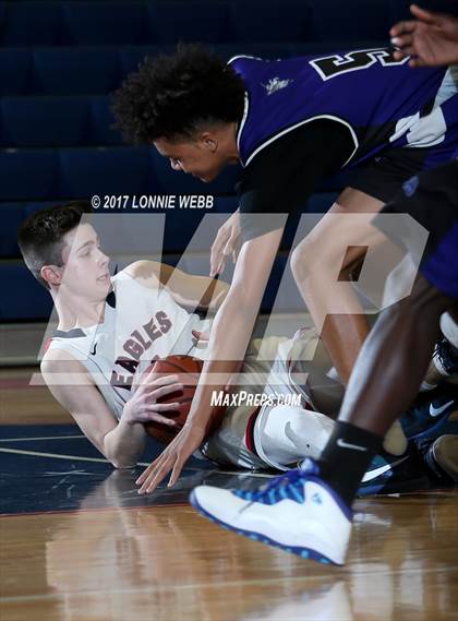 Thumbnail 2 in Lincoln @ Eastchester photogallery.