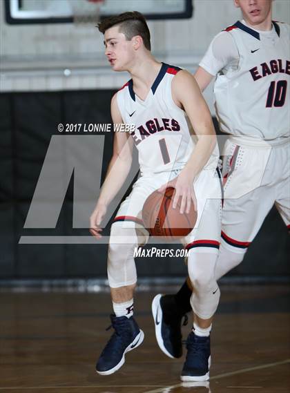 Thumbnail 2 in Lincoln @ Eastchester photogallery.