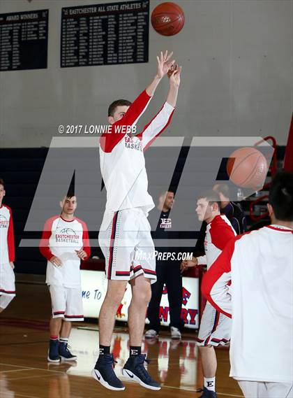 Thumbnail 2 in Lincoln @ Eastchester photogallery.