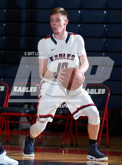 Thumbnail 2 in Lincoln @ Eastchester photogallery.