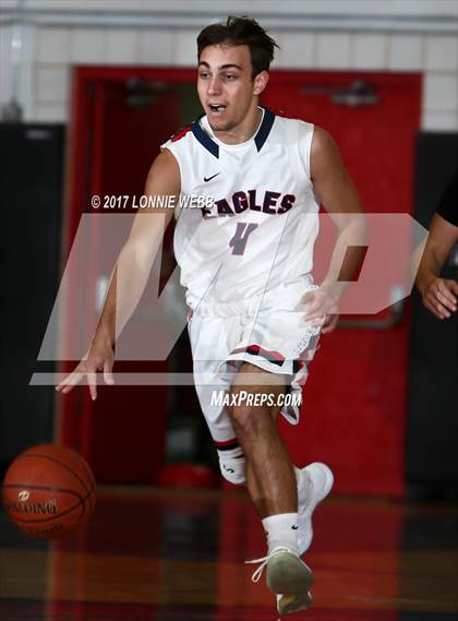 Thumbnail 1 in Lincoln @ Eastchester photogallery.