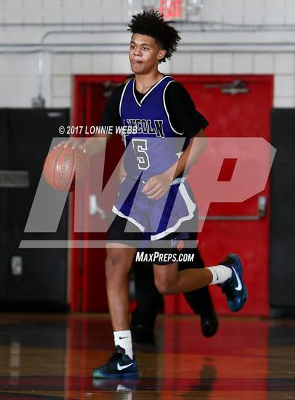 Thumbnail 2 in Lincoln @ Eastchester photogallery.