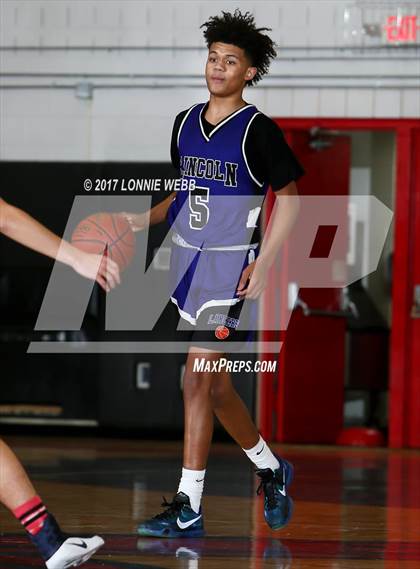 Thumbnail 3 in Lincoln @ Eastchester photogallery.