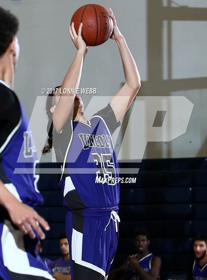 Thumbnail 2 in Lincoln @ Eastchester photogallery.