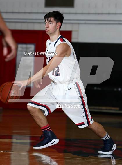 Thumbnail 3 in Lincoln @ Eastchester photogallery.