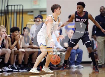 Thumbnail 3 in Weiss vs. Anderson (UIL 5A Reginal Quarterfinal Playoff) photogallery.