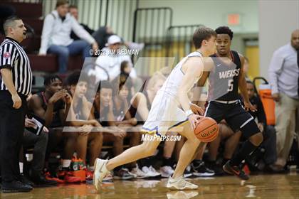 Thumbnail 1 in Weiss vs. Anderson (UIL 5A Reginal Quarterfinal Playoff) photogallery.
