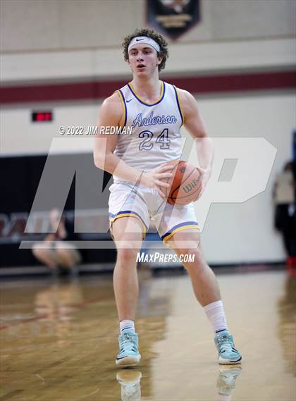 Thumbnail 2 in Weiss vs. Anderson (UIL 5A Reginal Quarterfinal Playoff) photogallery.