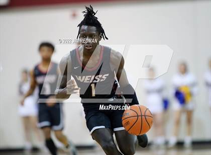 Thumbnail 3 in Weiss vs. Anderson (UIL 5A Reginal Quarterfinal Playoff) photogallery.